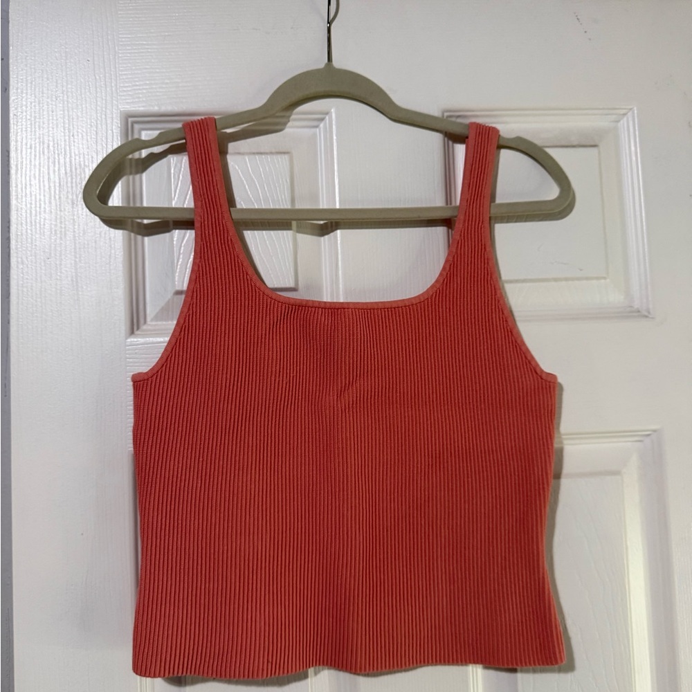 Babaton Ribbed Orange Crop Top